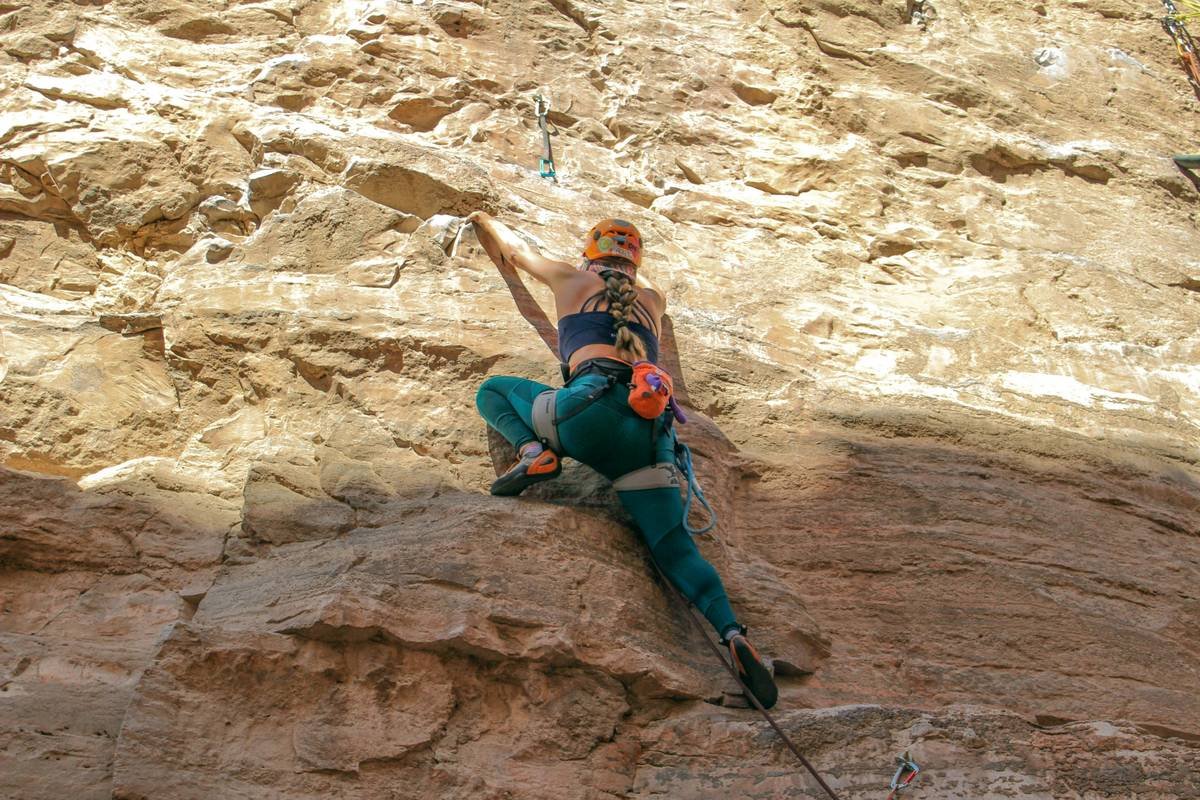 Auto Belay Outdoor Benefits: Why Solo Climbers Are Quietly Switching
